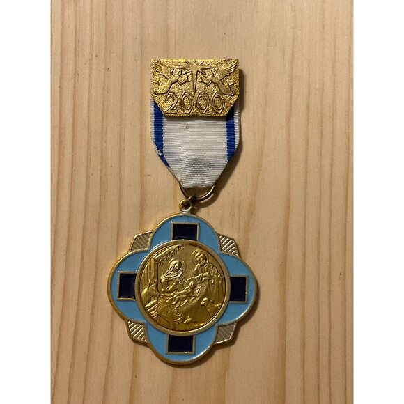2000 Ukrainian Commemorative Medal With Blue & White Ribbon - Picture 1 of 4